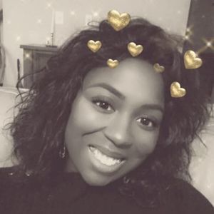 Meet your Posher, Crystal